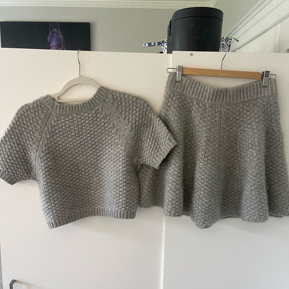 Lovers & Friends Skater Skirt and Top set - Picture 2 of 7